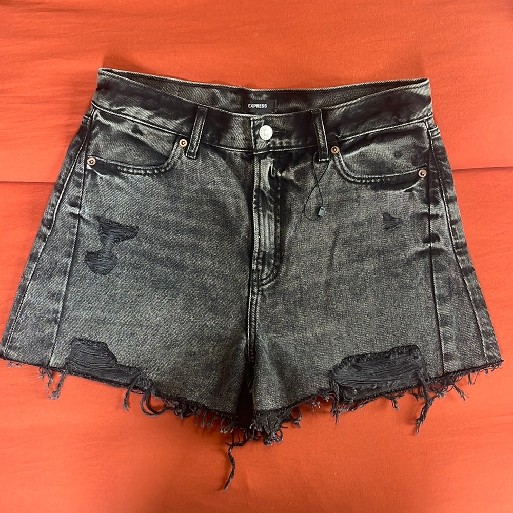 NWOT Express Jean shorts